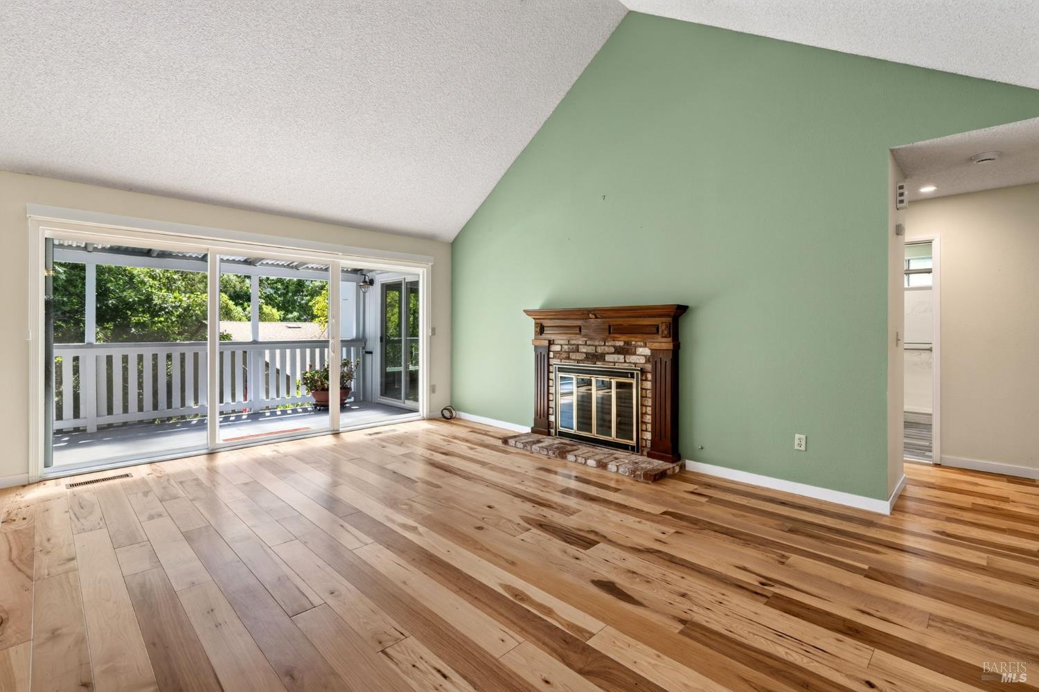 6447 Mesa Oaks Court
