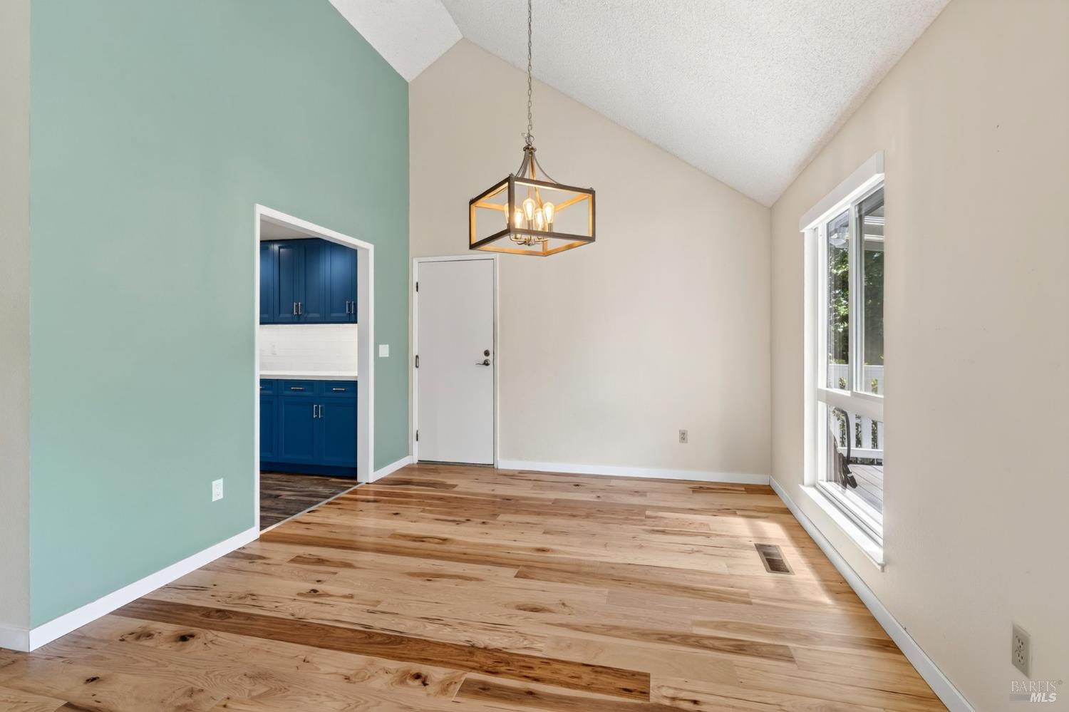 6447 Mesa Oaks Court