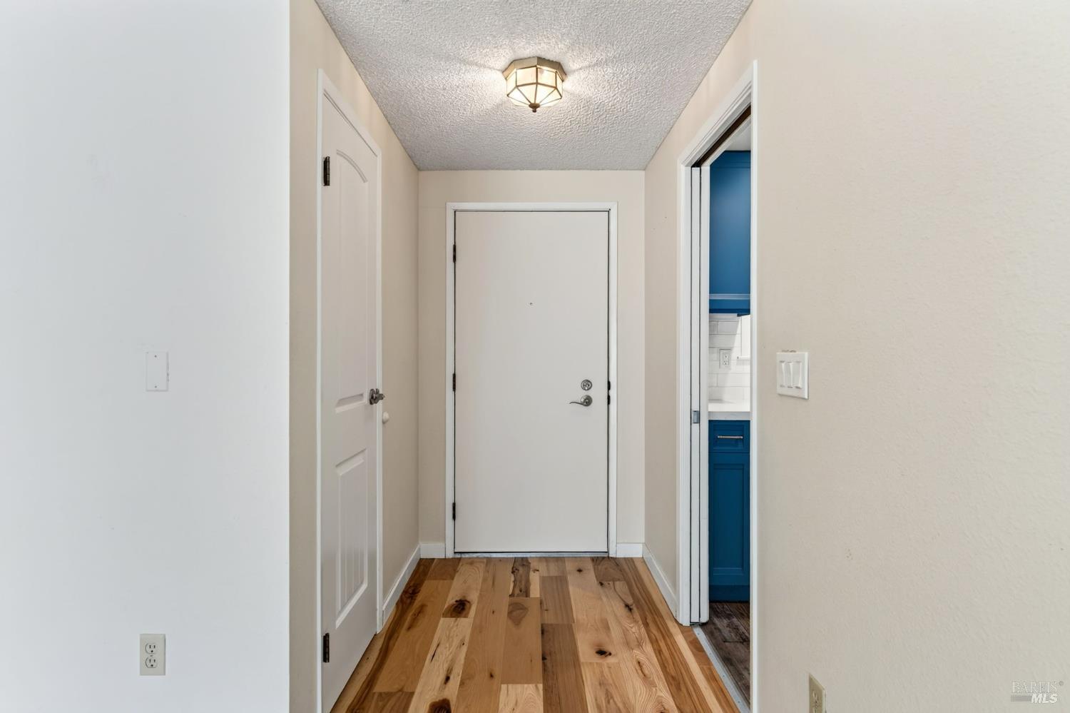 6447 Mesa Oaks Court