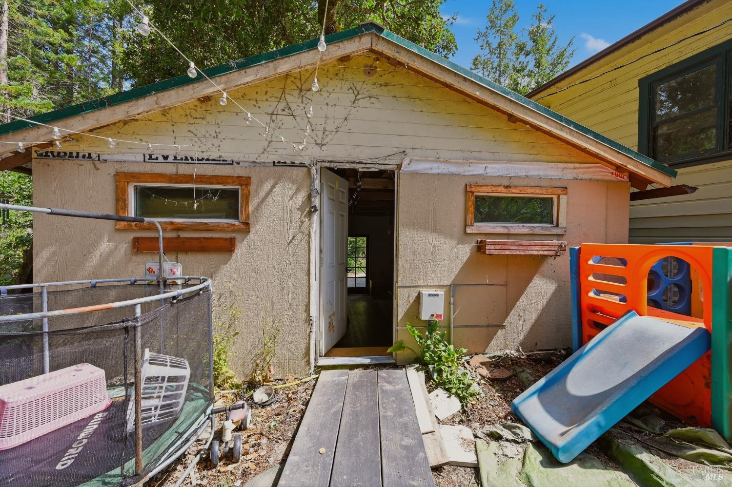 589 Pleasant Hill Road