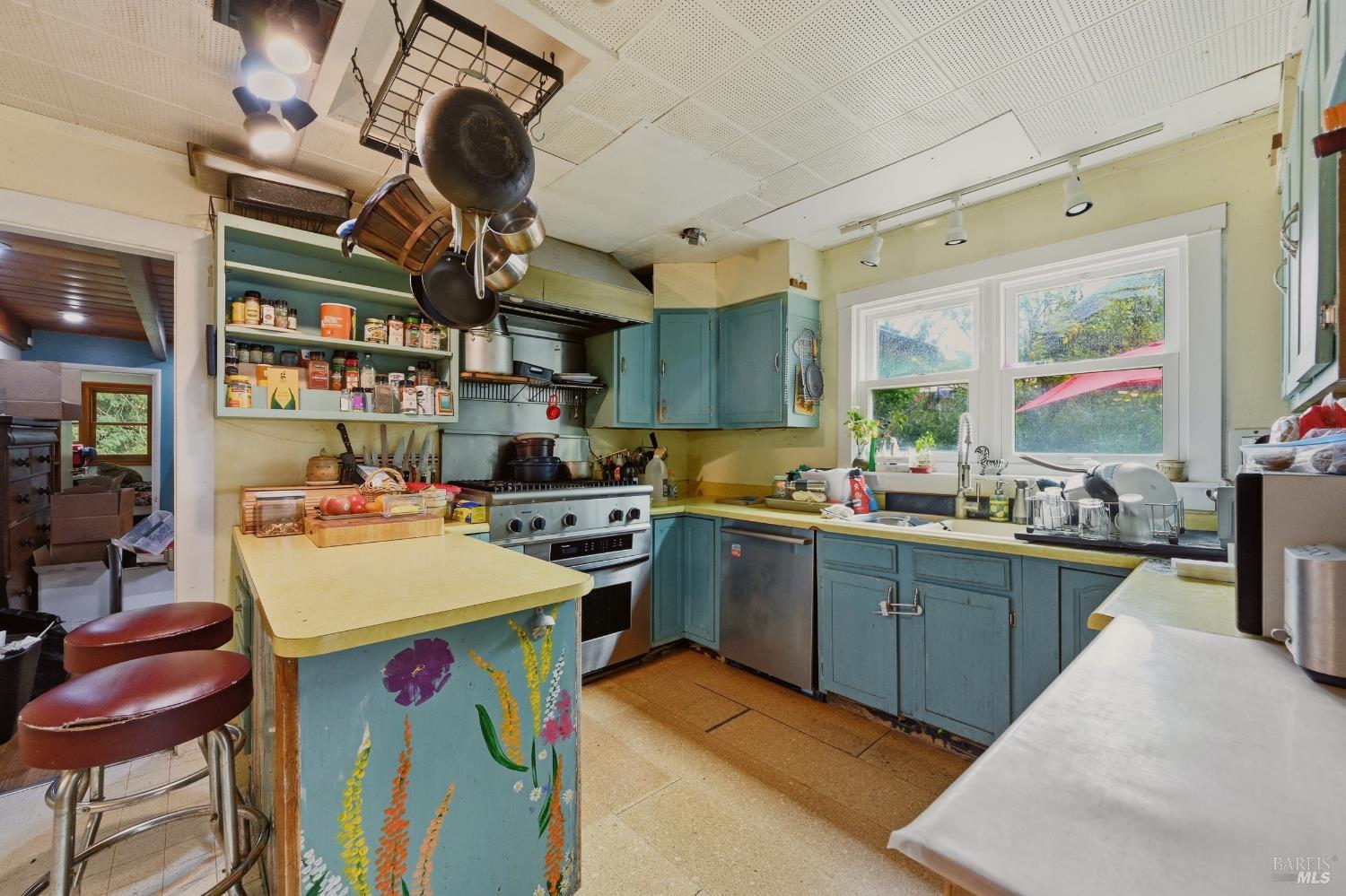 589 Pleasant Hill Road