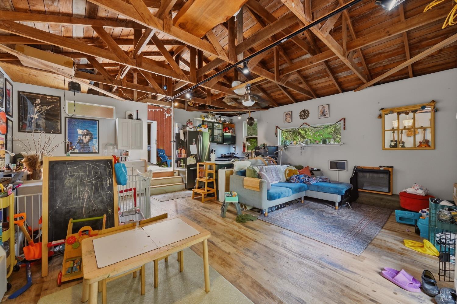 589 Pleasant Hill Road