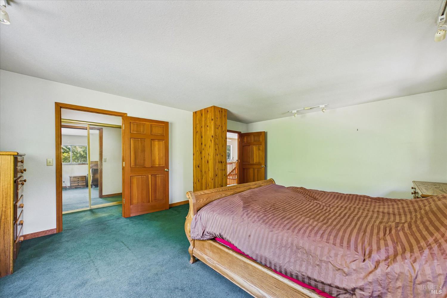 3450 Laytonville Dos Rios Road