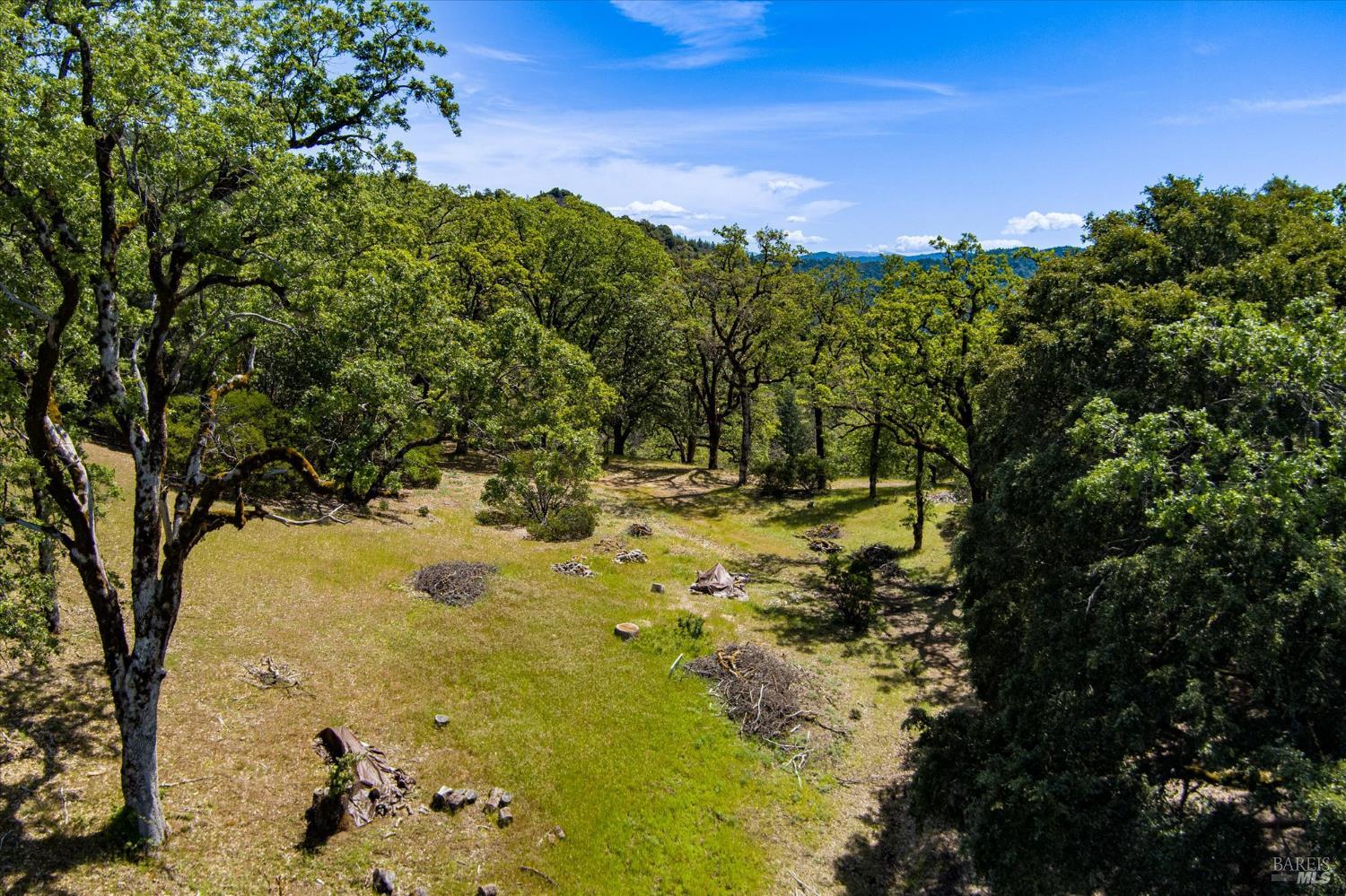 3450 Laytonville Dos Rios Road