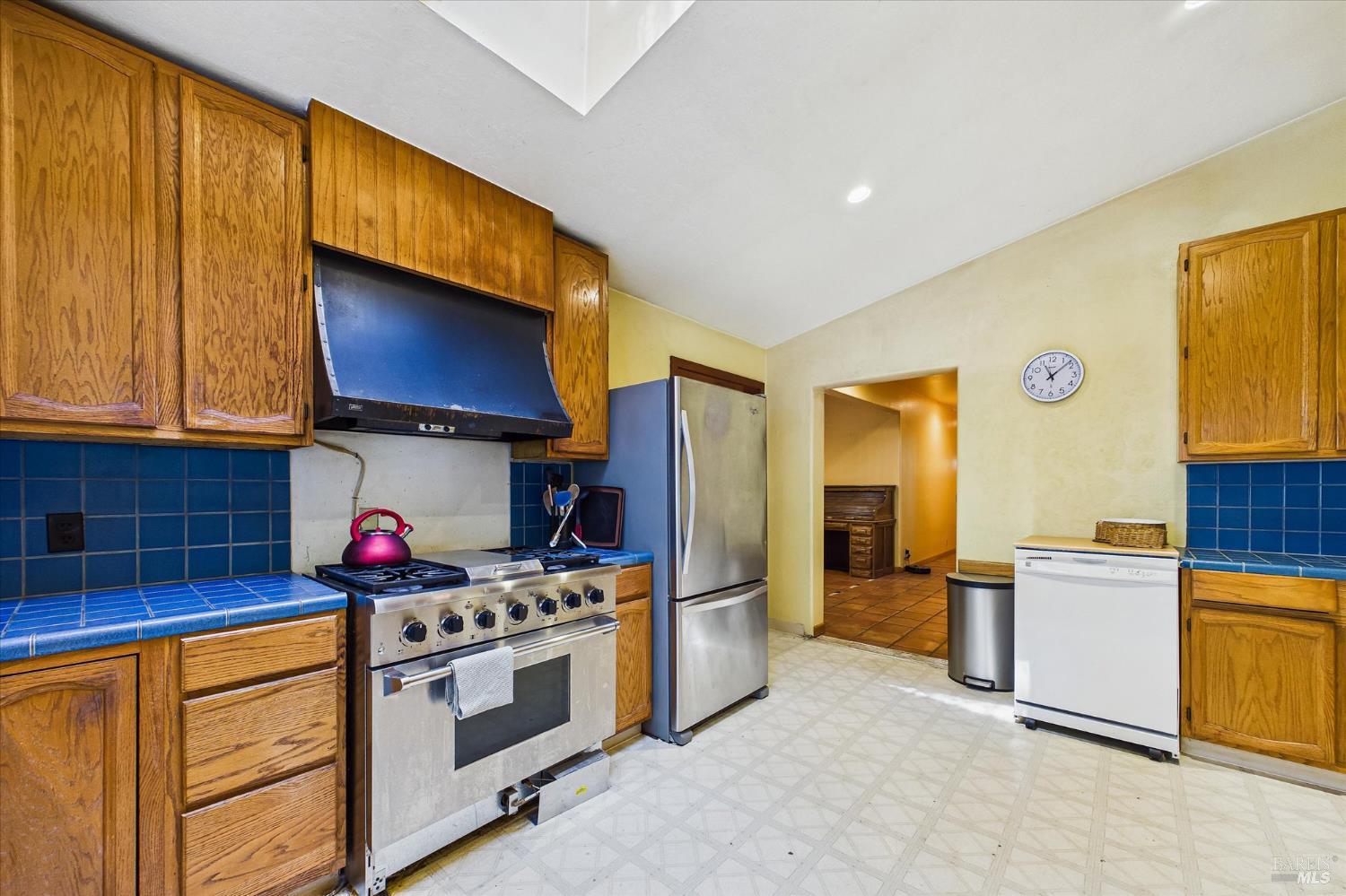 3450 Laytonville Dos Rios Road