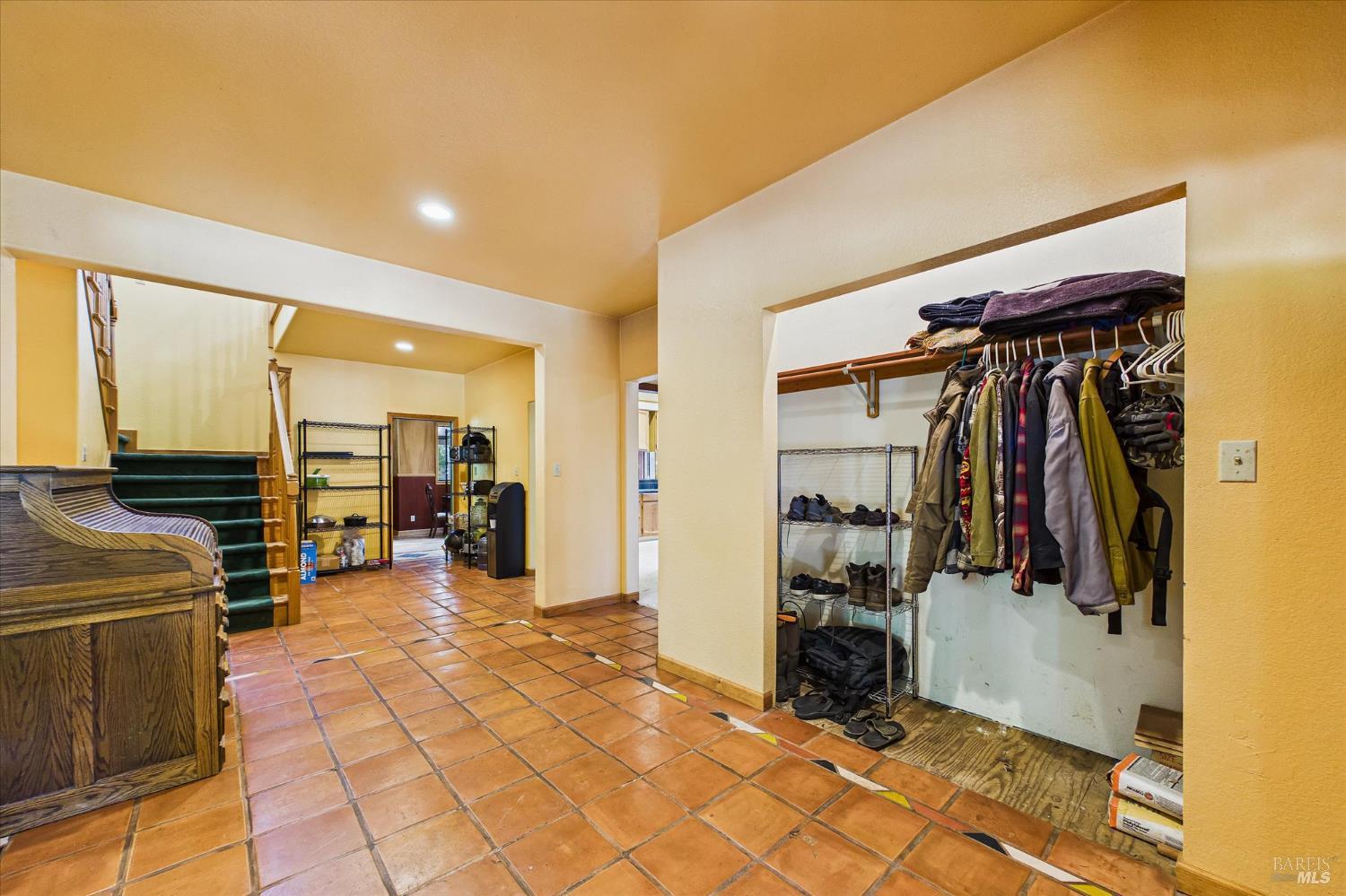 3450 Laytonville Dos Rios Road