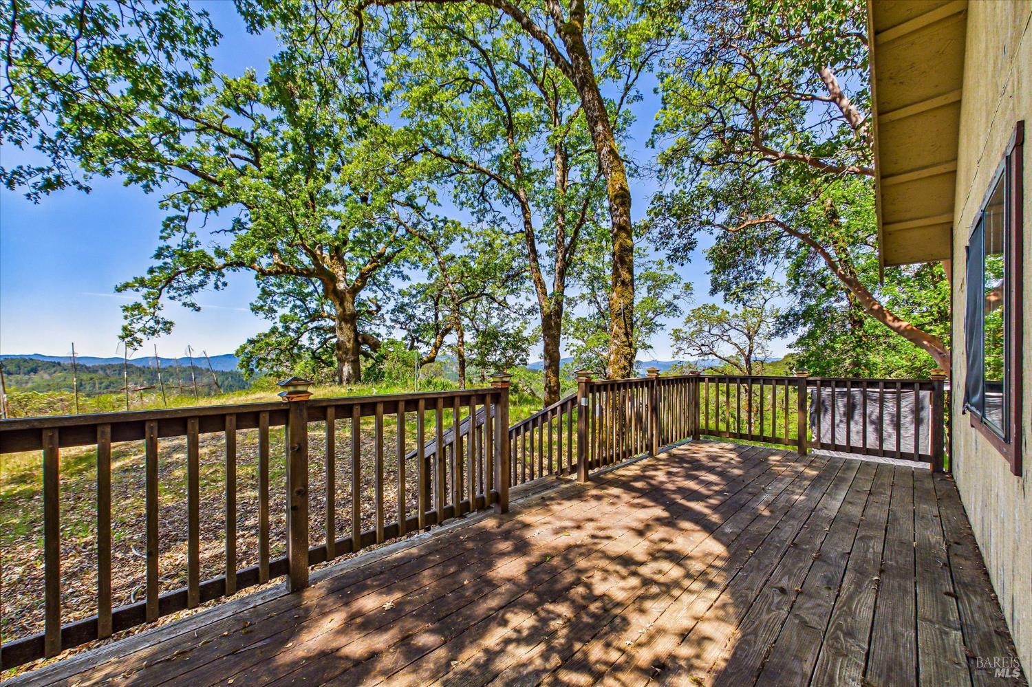 3450 Laytonville Dos Rios Road