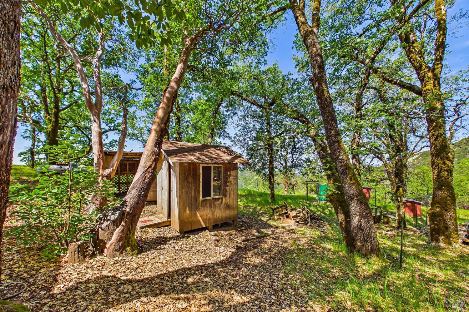 3450 Laytonville Dos Rios Road