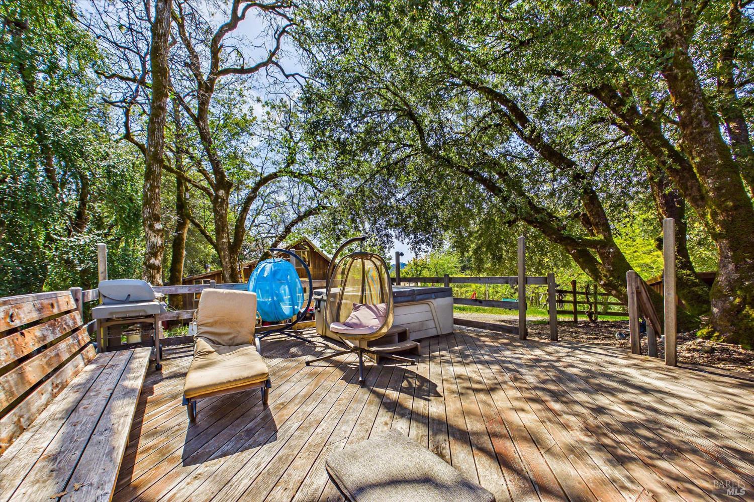 3450 Laytonville Dos Rios Road