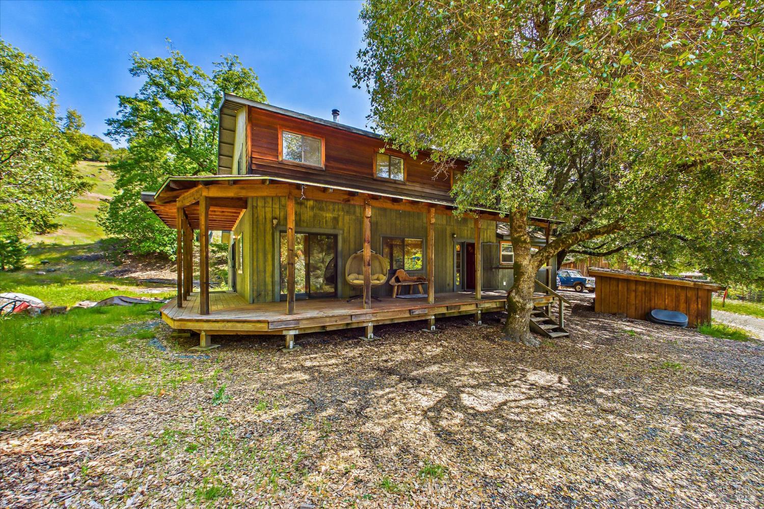 3450 Laytonville Dos Rios Road