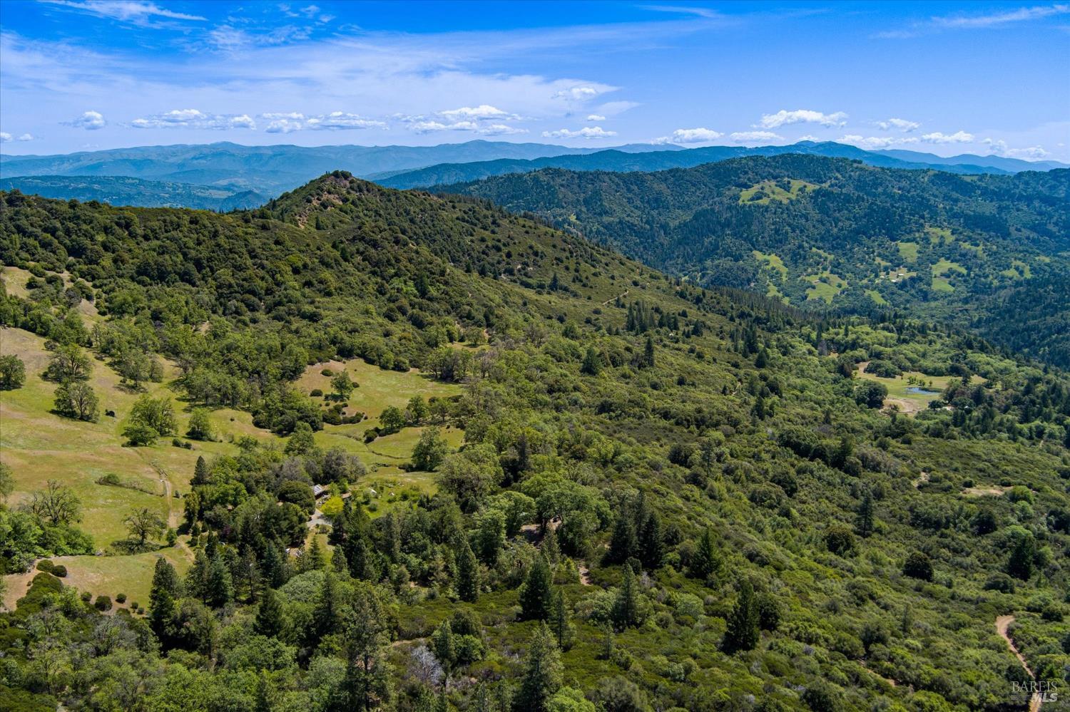 3450 Laytonville Dos Rios Road