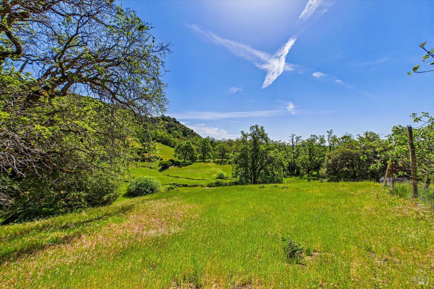 3450 Laytonville Dos Rios Road