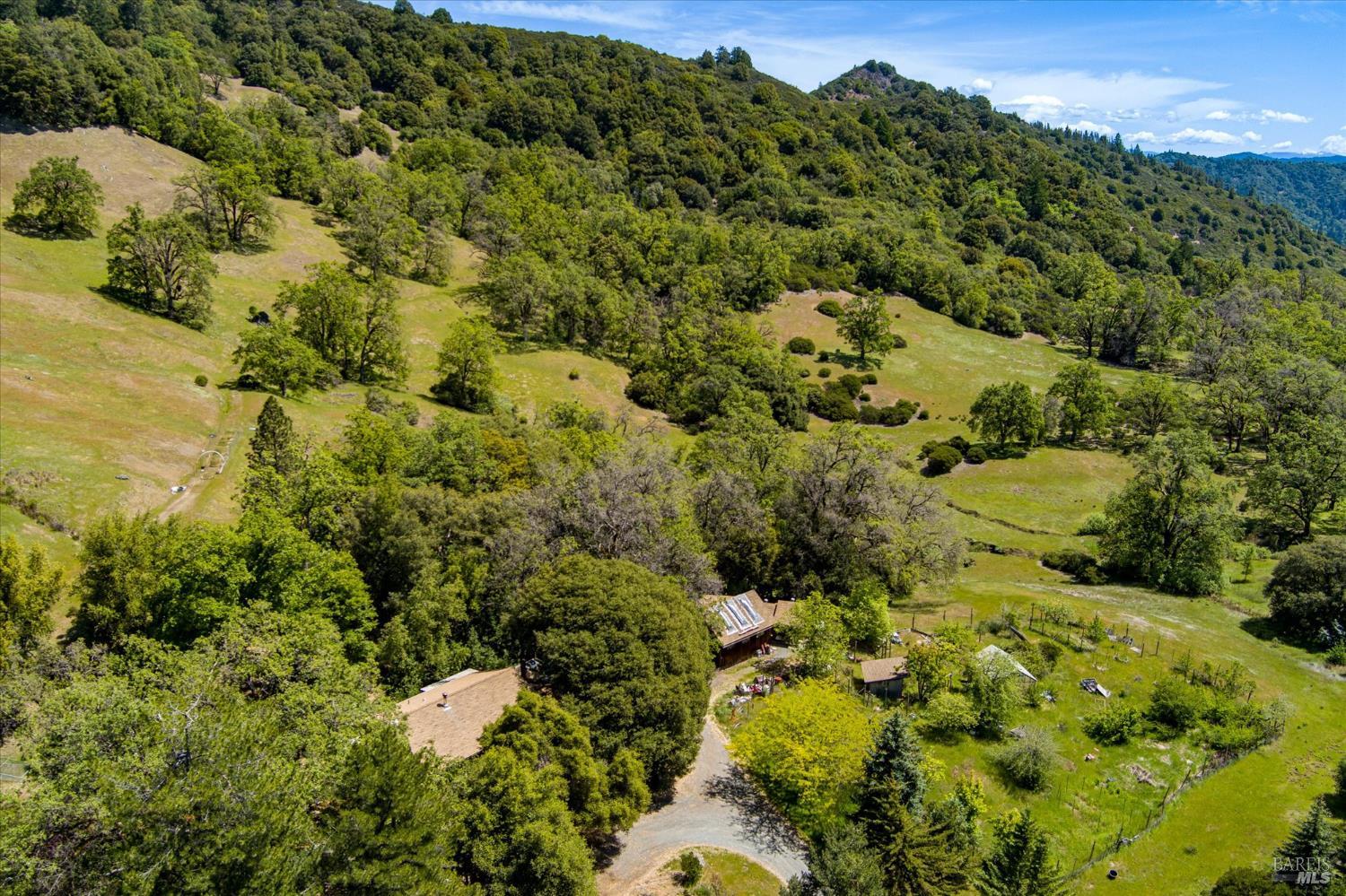 3450 Laytonville Dos Rios Road