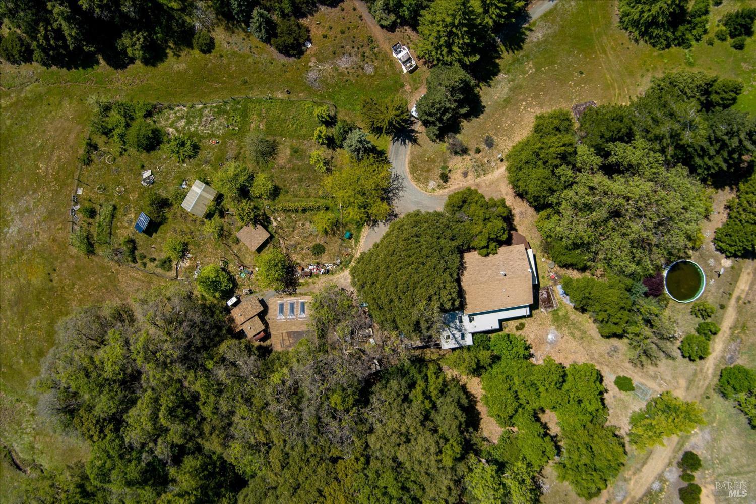 3450 Laytonville Dos Rios Road