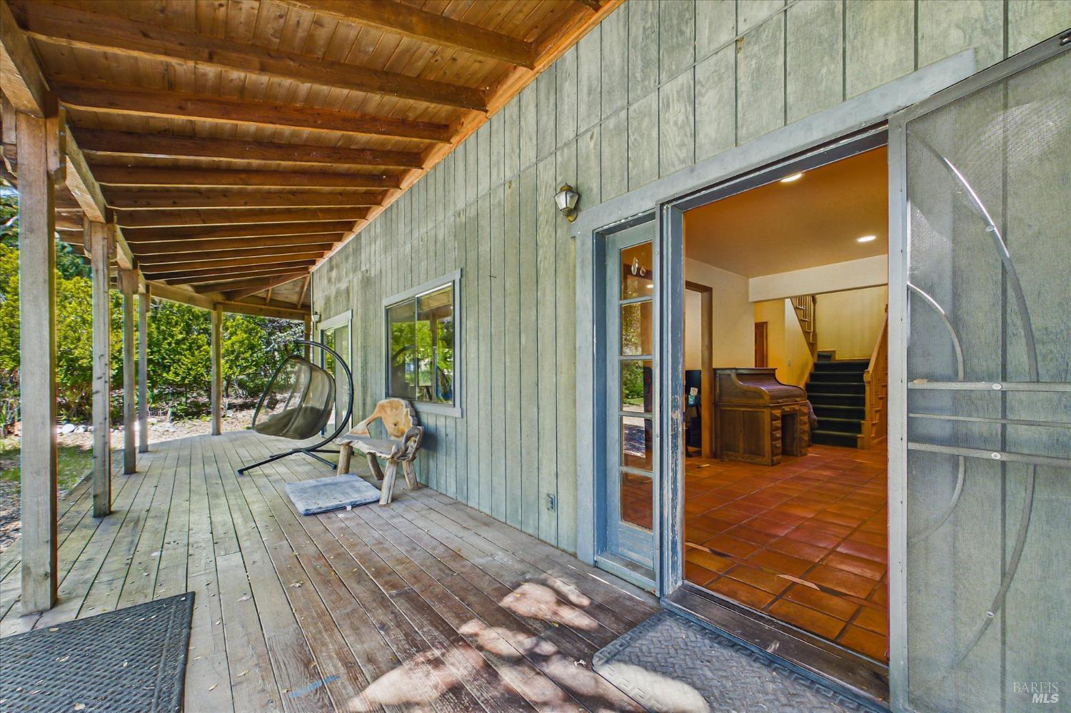 3450 Laytonville Dos Rios Road