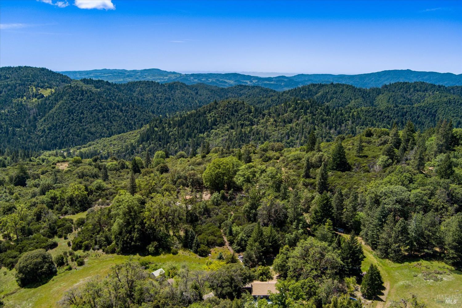 3450 Laytonville Dos Rios Road