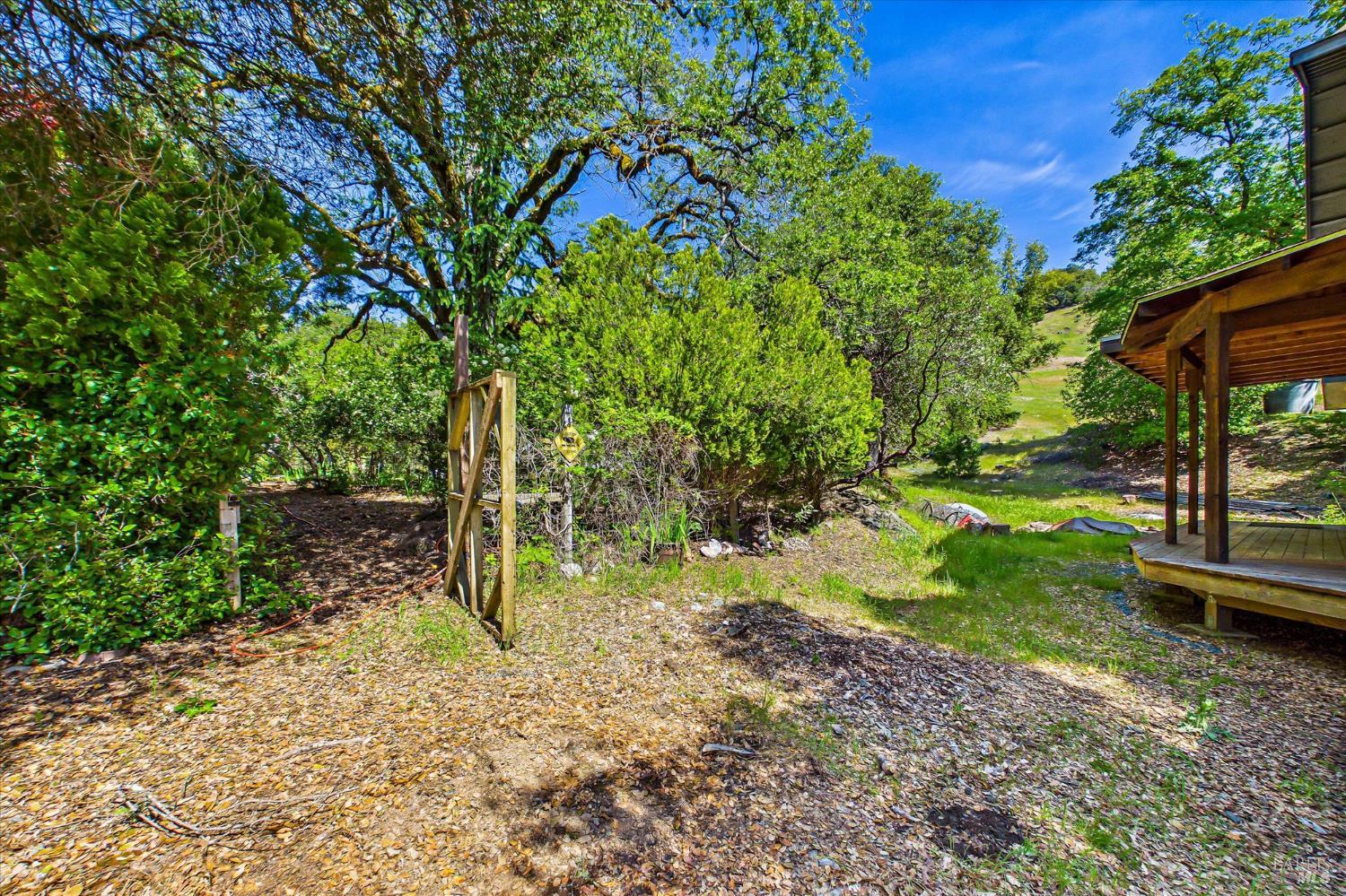 3450 Laytonville Dos Rios Road