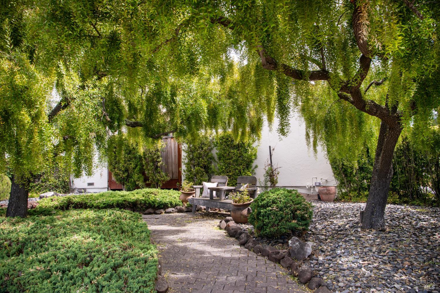 116 Glacier Court