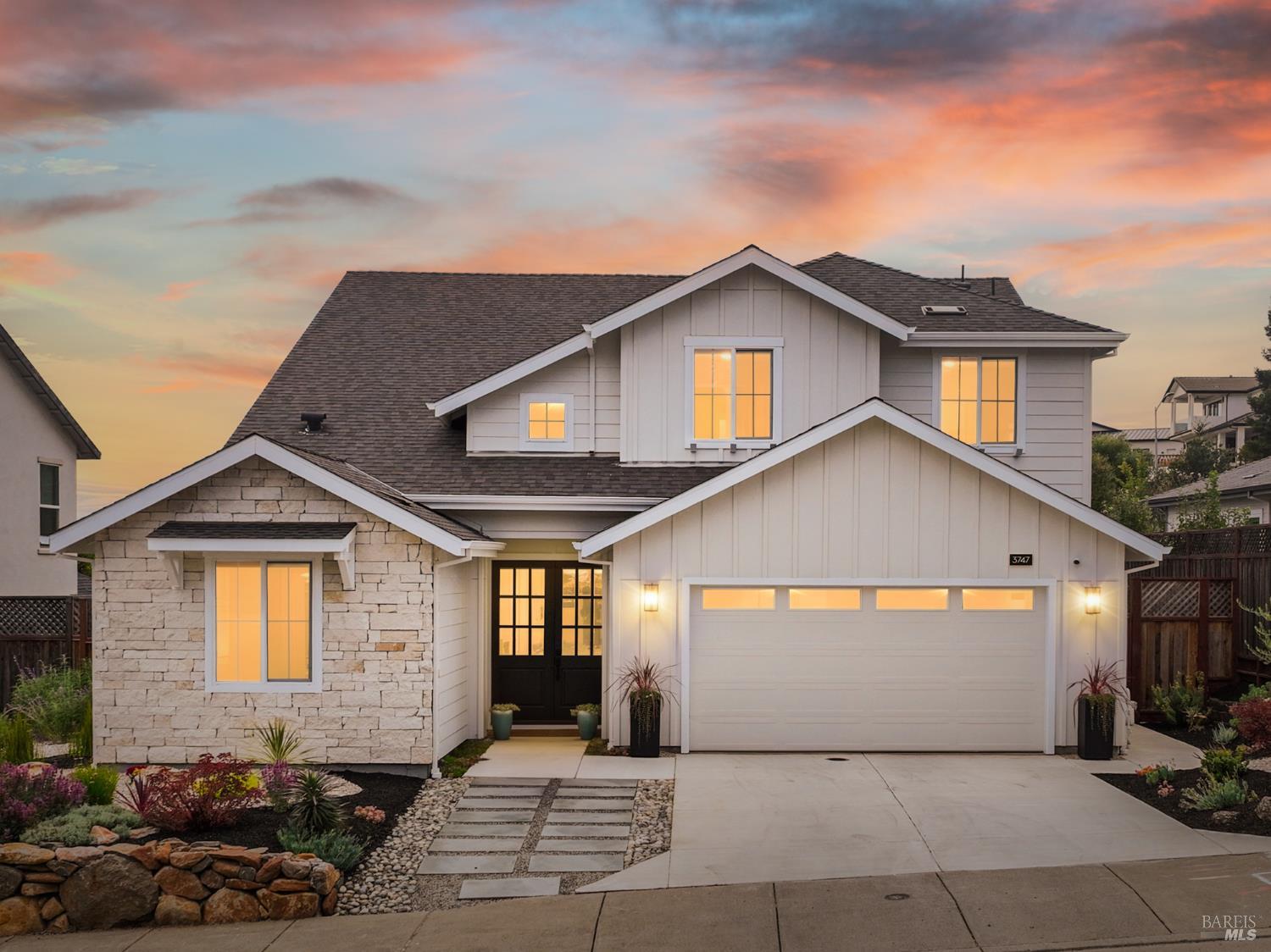 3747 Paxton Place