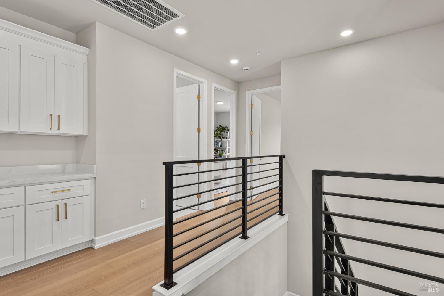 3747 Paxton Place