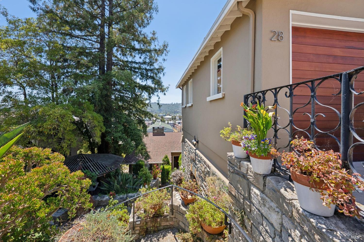28 Marina Court Drive