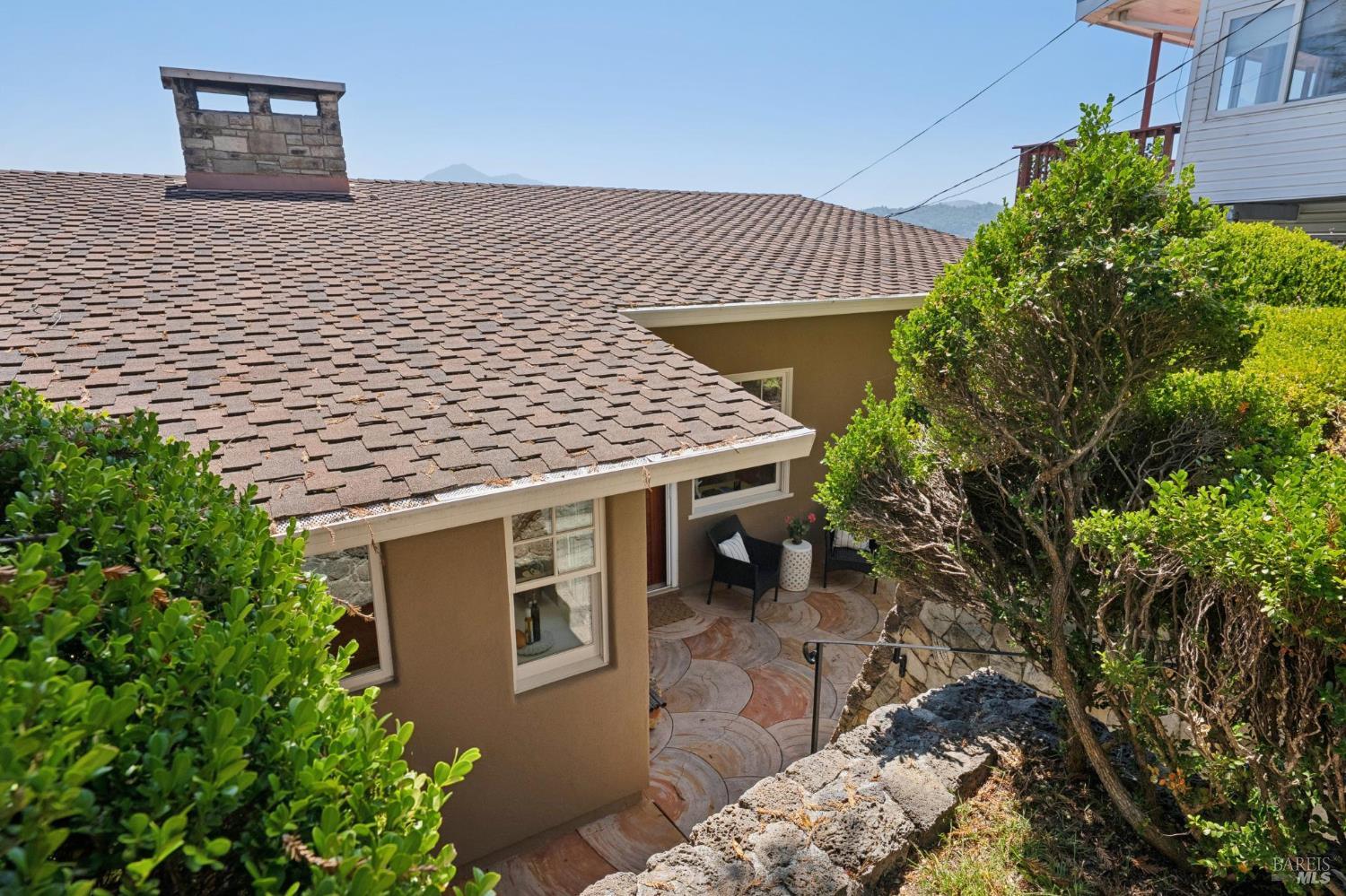 28 Marina Court Drive