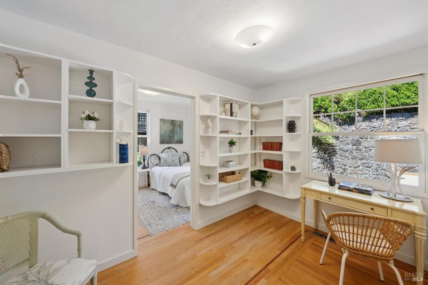 28 Marina Court Drive