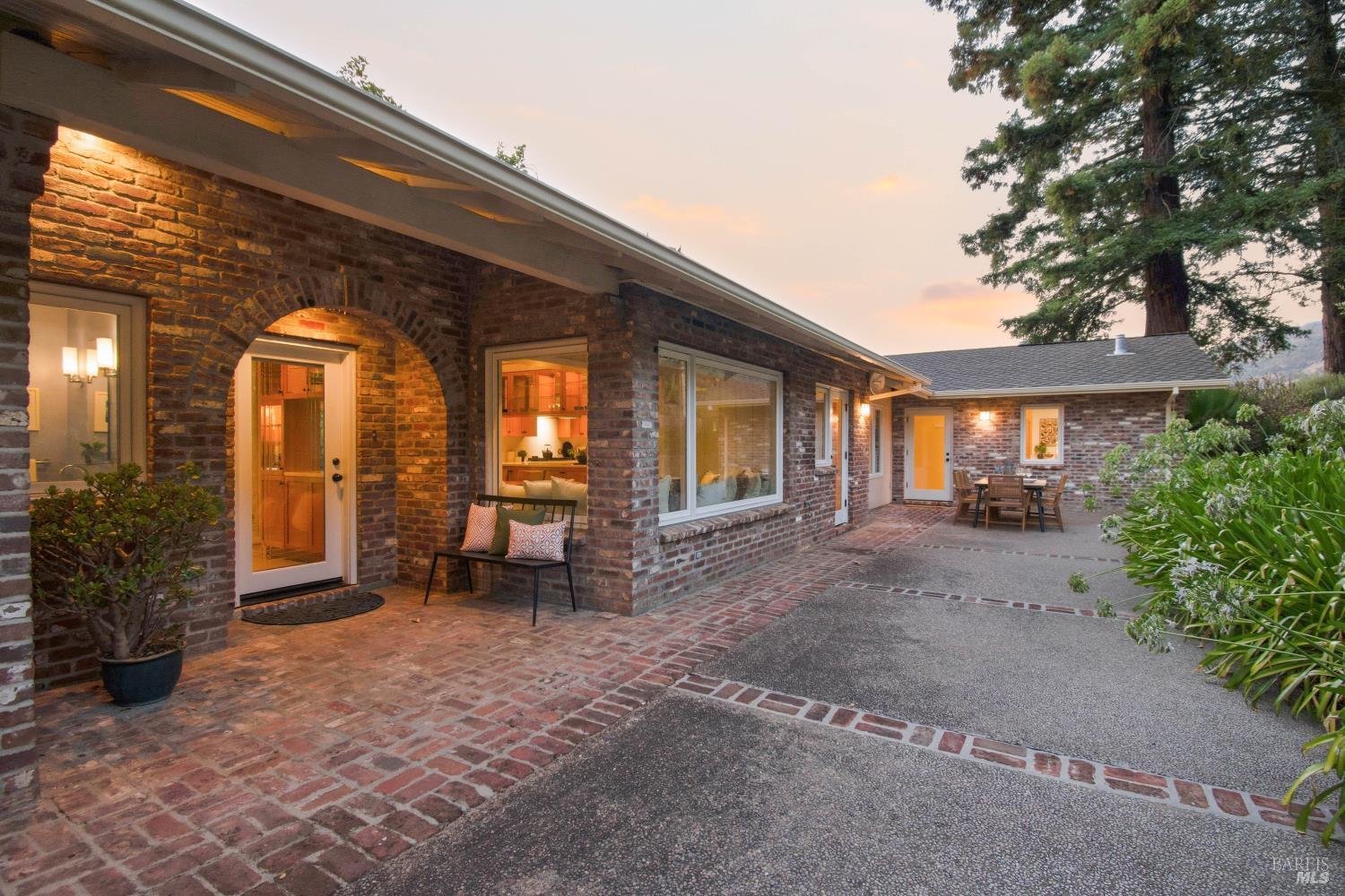 6006 Wild Horse Valley Road