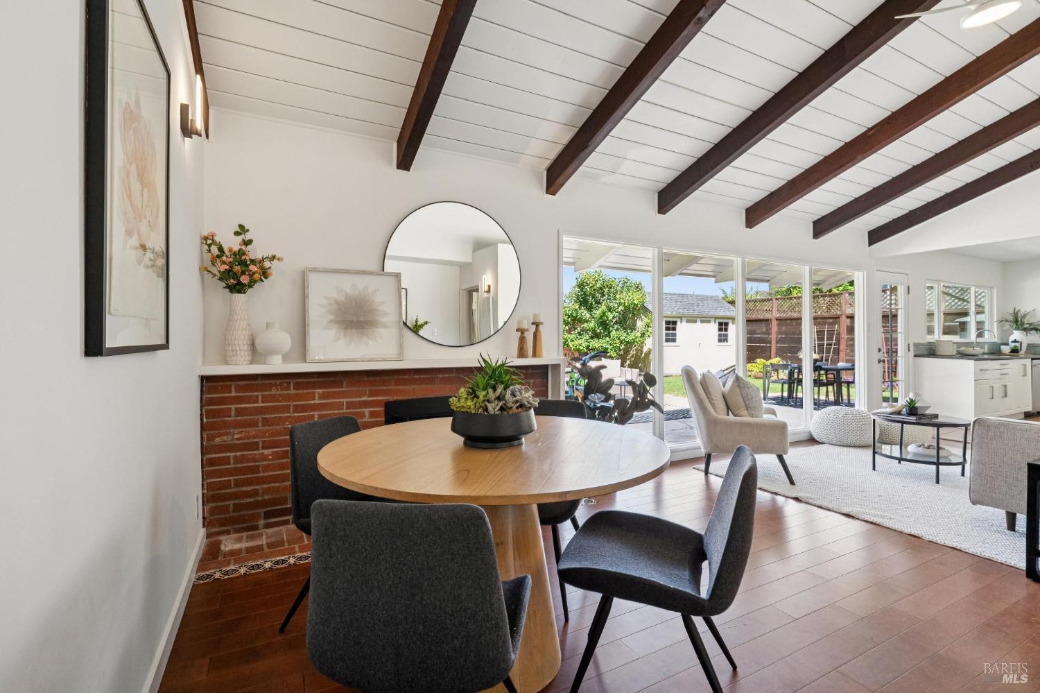 312 Marin Avenue