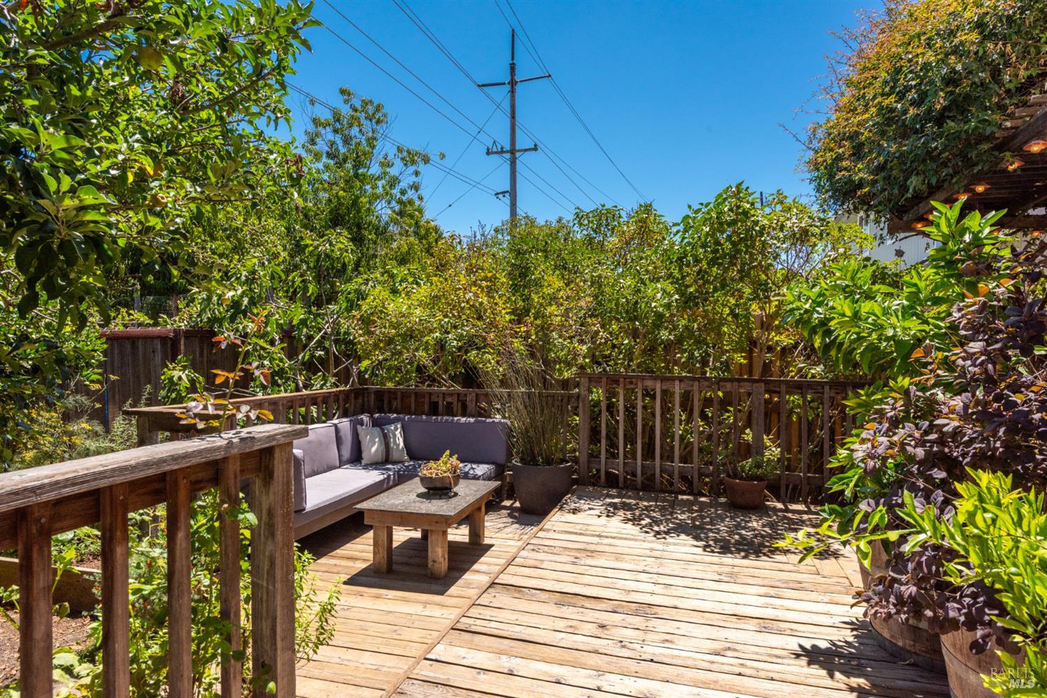 2528 Pawnee Street