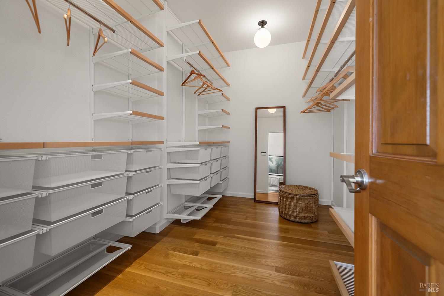 2039 Burnside Road