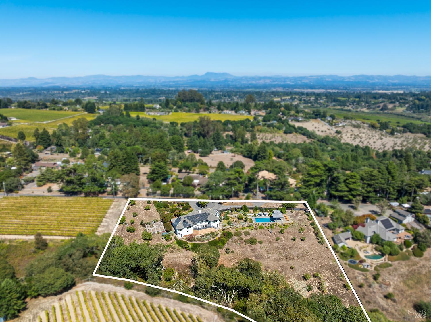 2039 Burnside Road