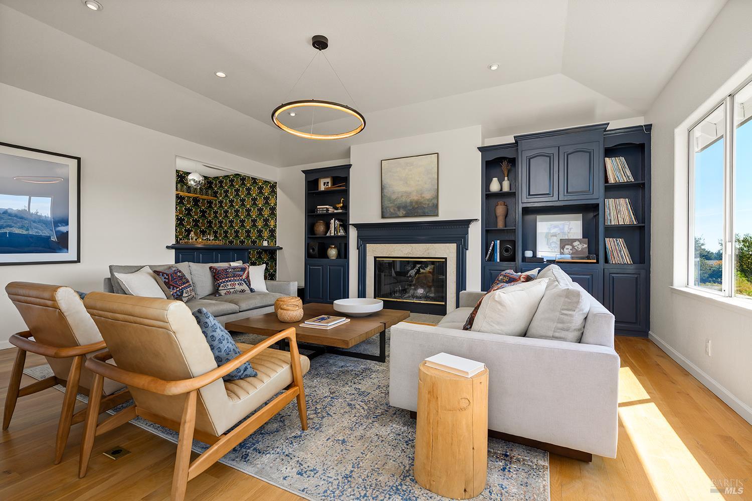 2039 Burnside Road