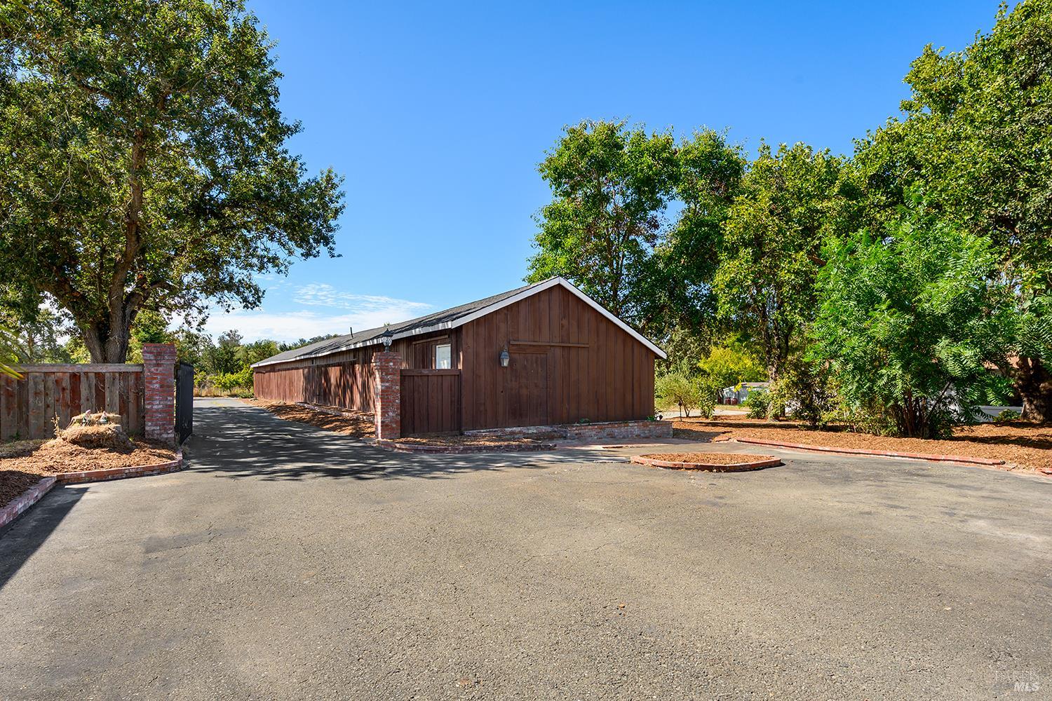 4862 Daywalt Road