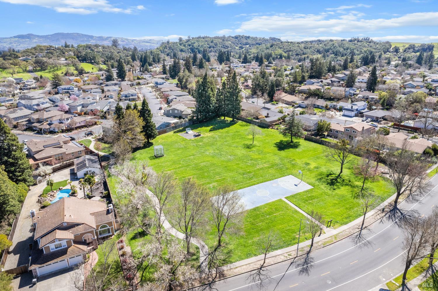 3234 Atherton Circle
