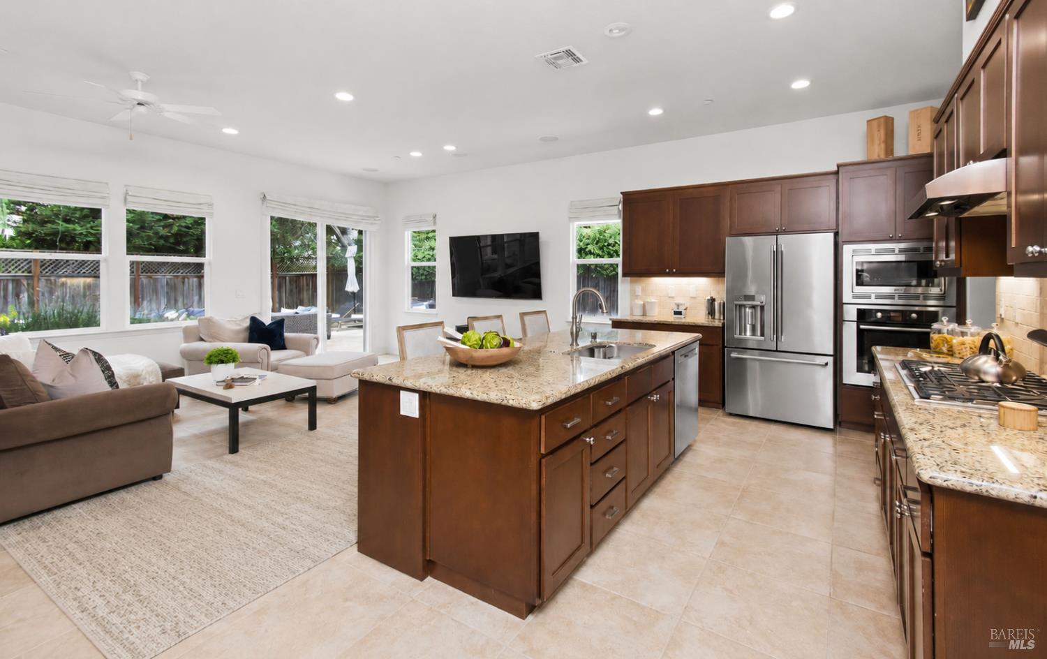 3234 Atherton Circle