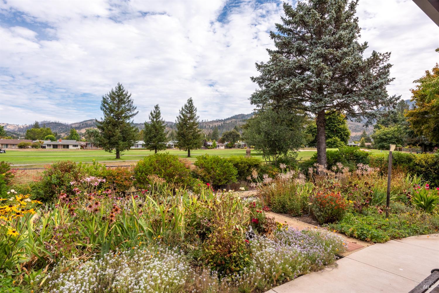 304 Mockingbird Circle