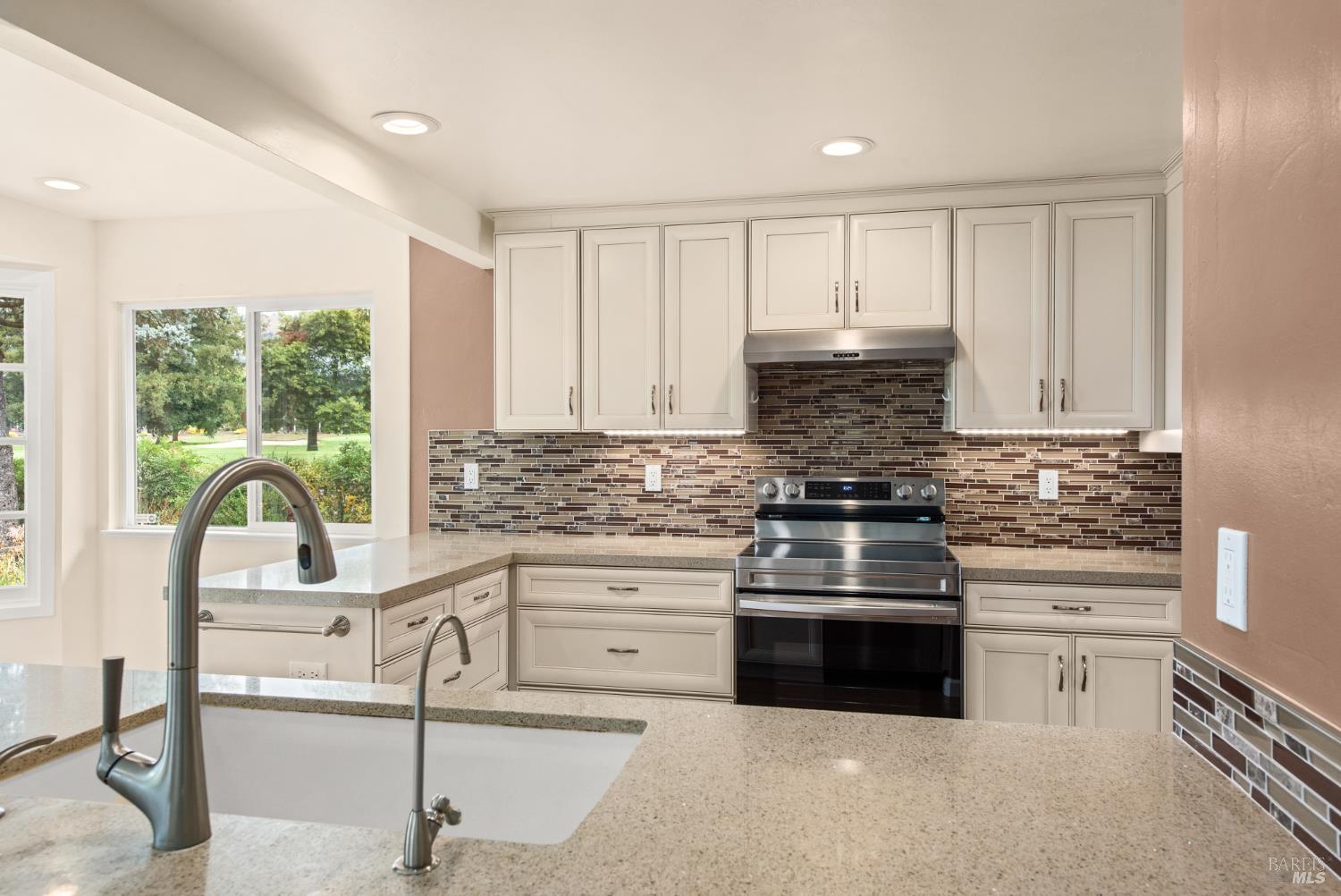 304 Mockingbird Circle