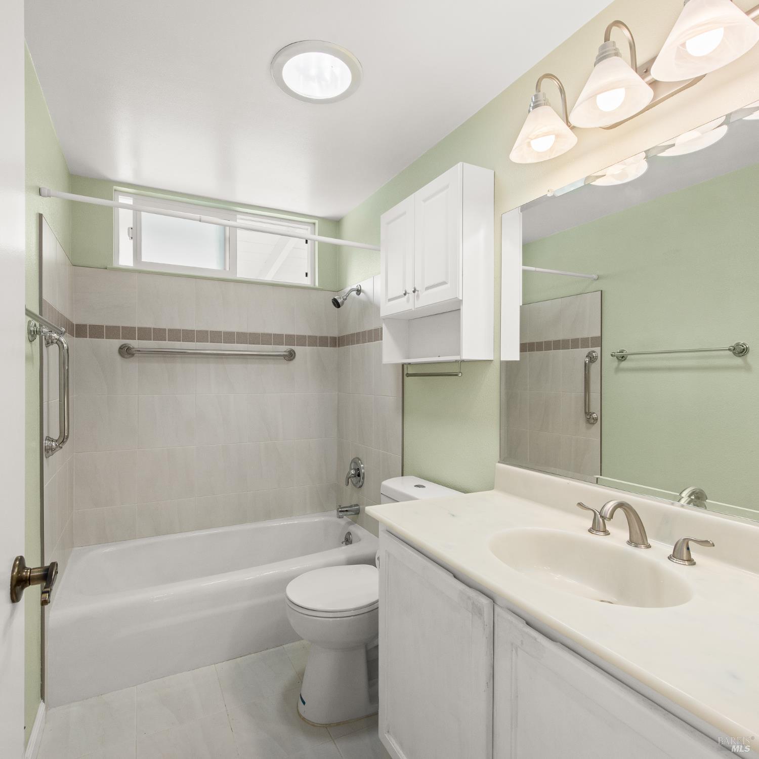 304 Mockingbird Circle