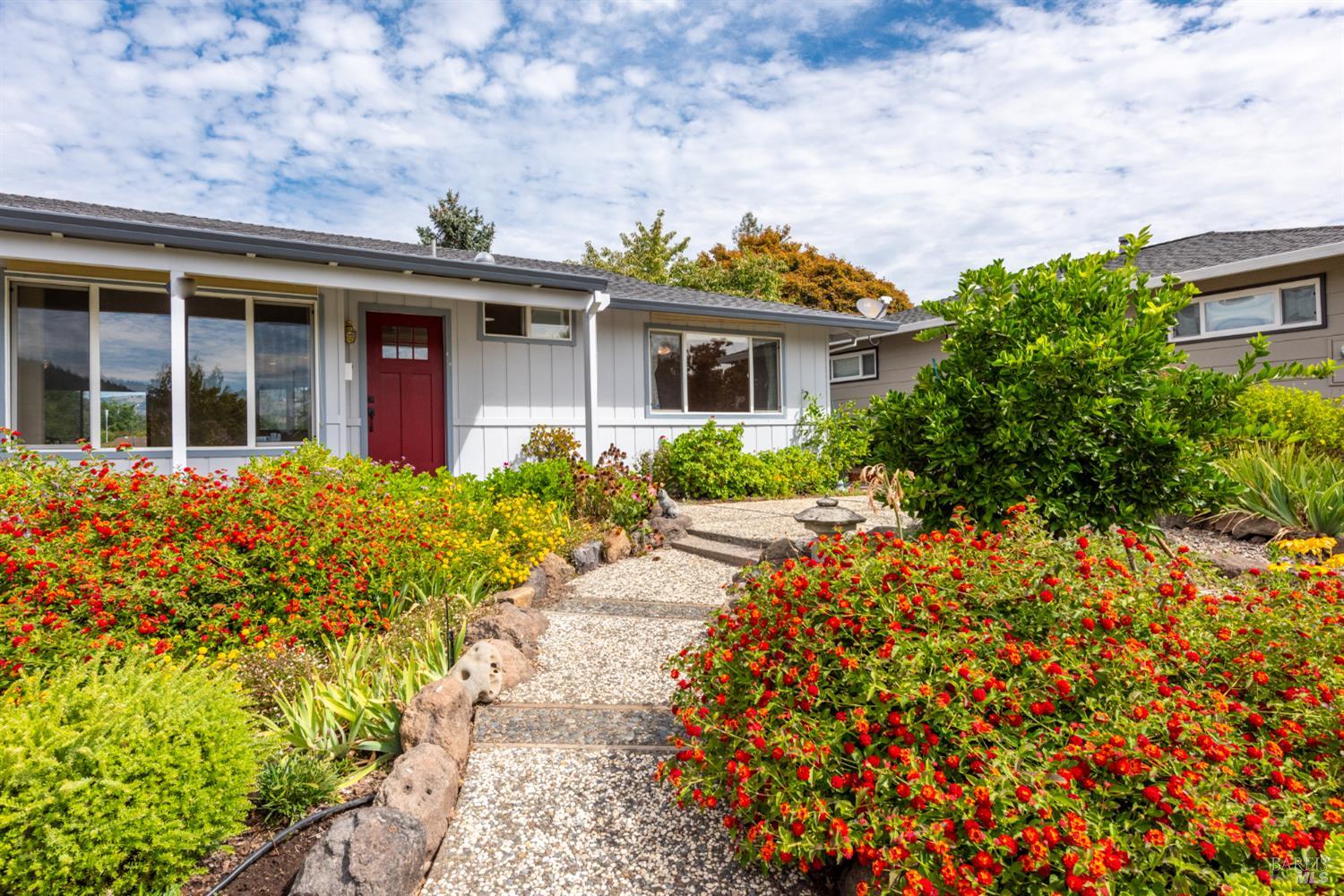 304 Mockingbird Circle