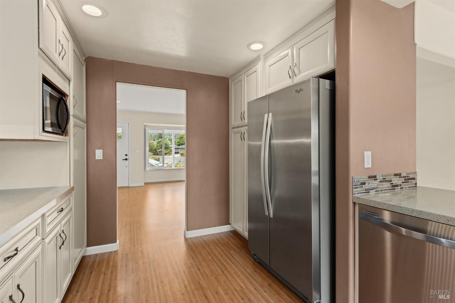 304 Mockingbird Circle