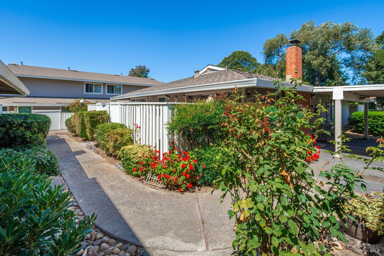 25 Belvedere Court