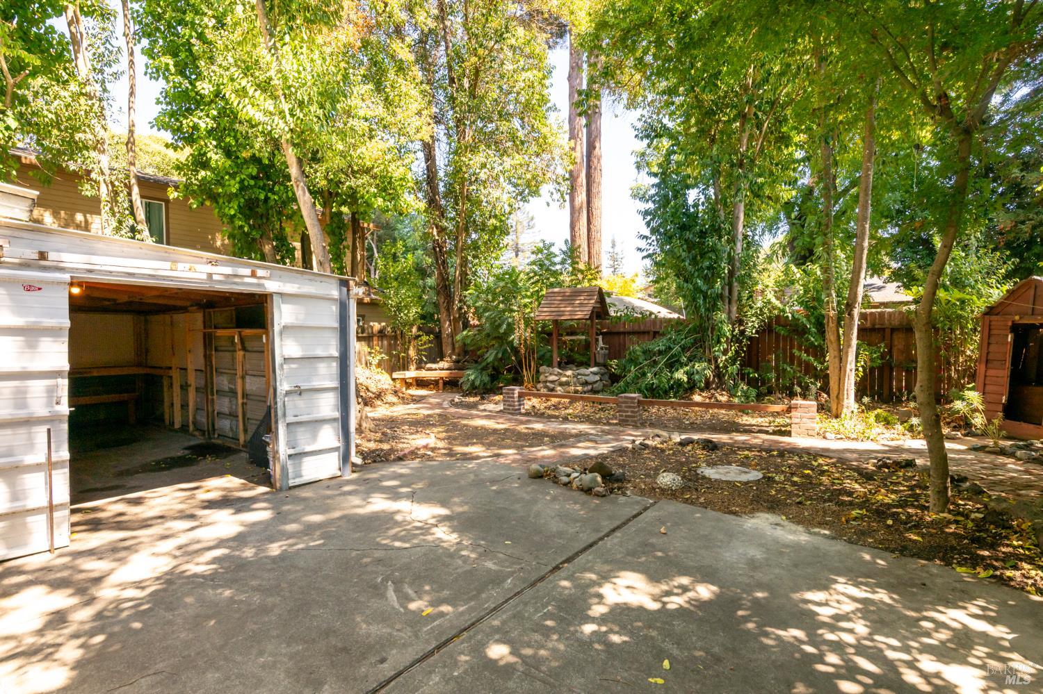 1580 Humboldt Street