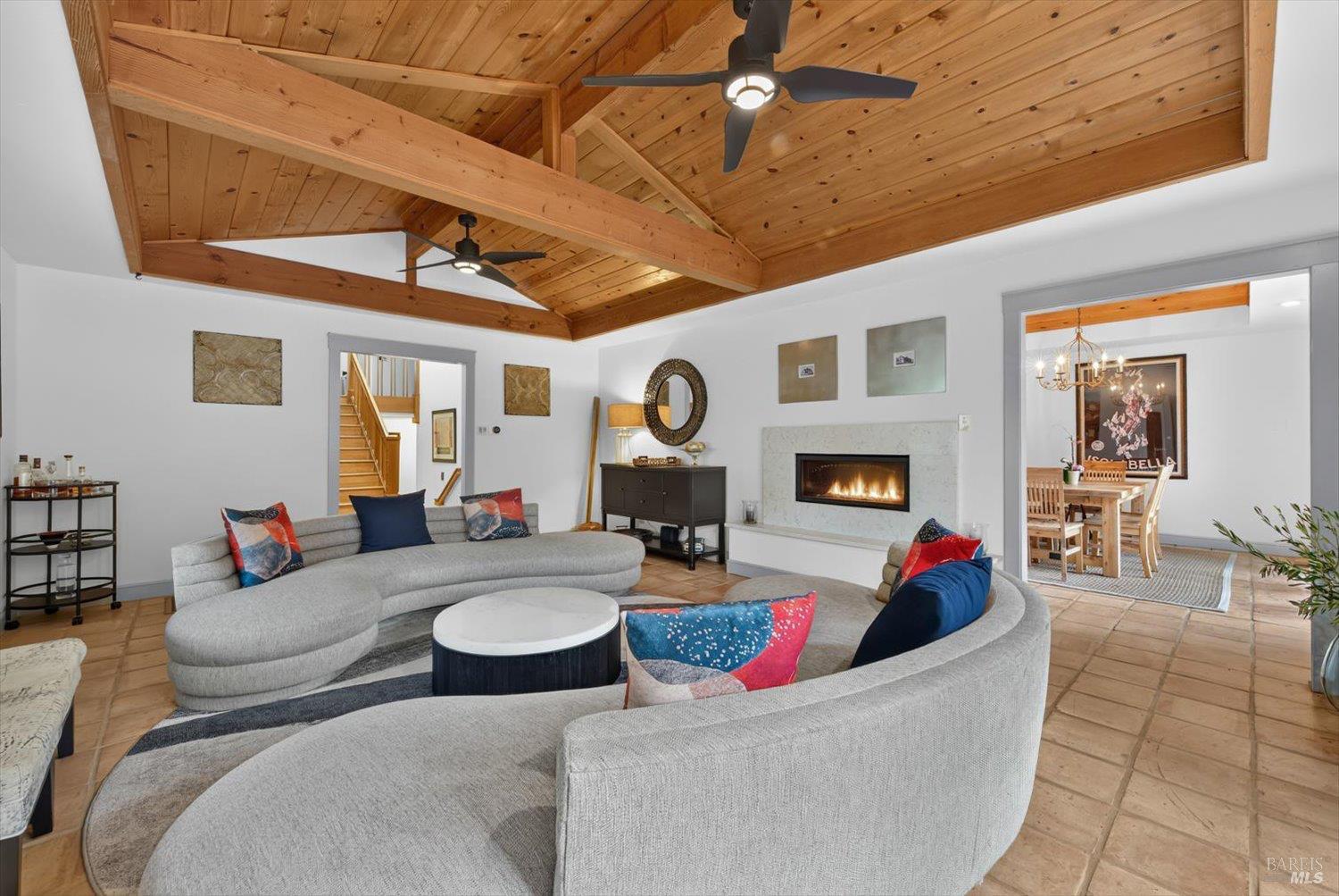 5266 Dry Creek Road