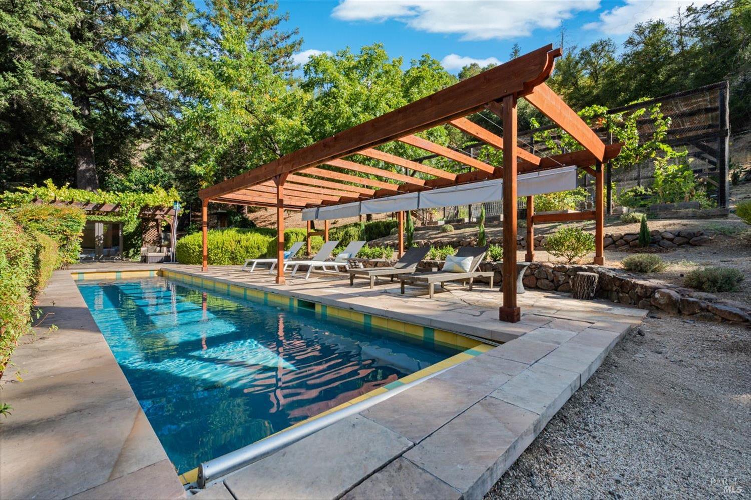 5266 Dry Creek Road