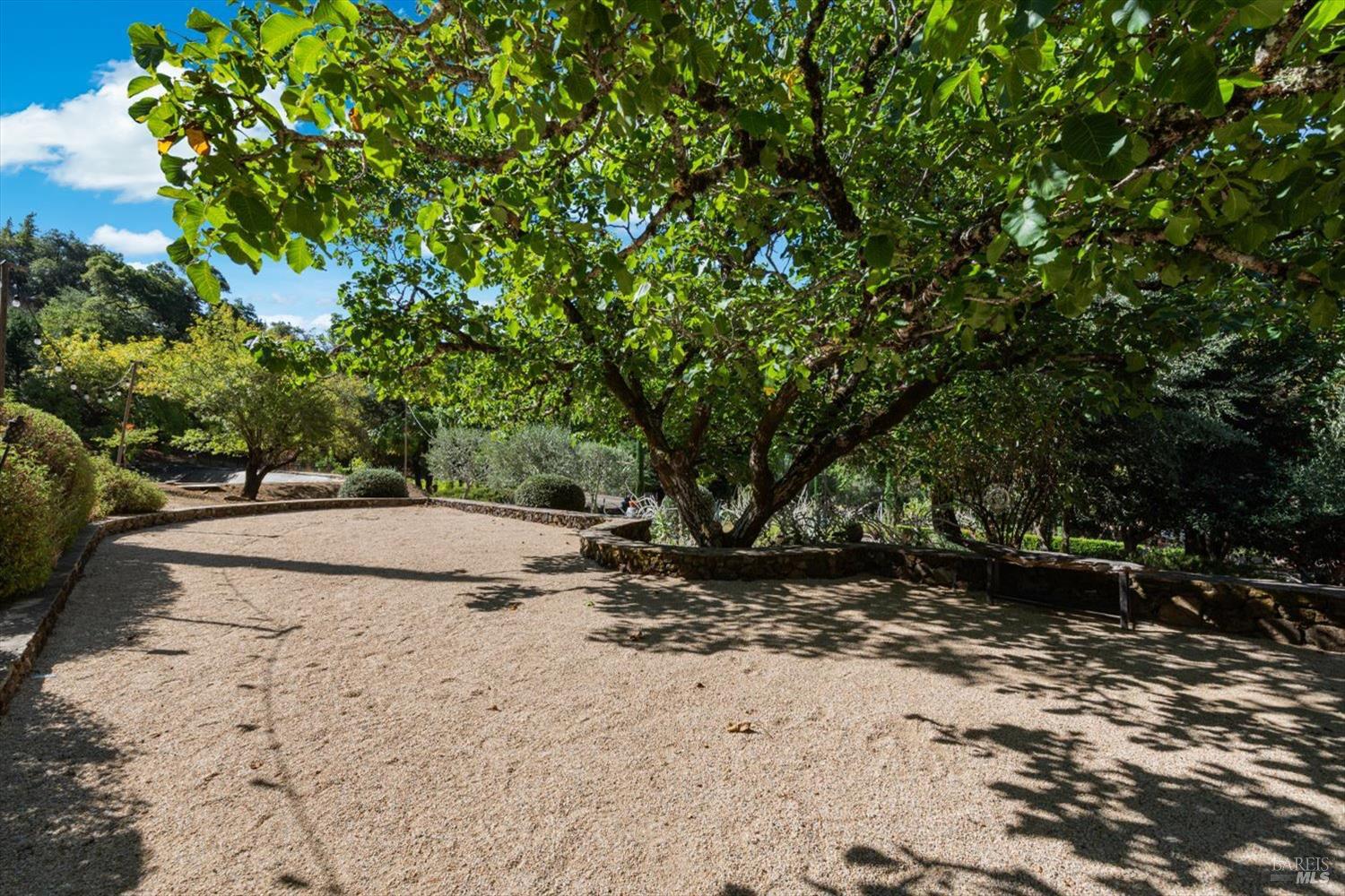 5266 Dry Creek Road