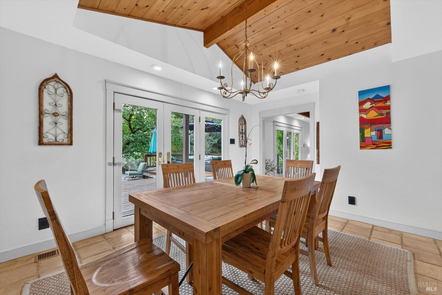 5266 Dry Creek Road