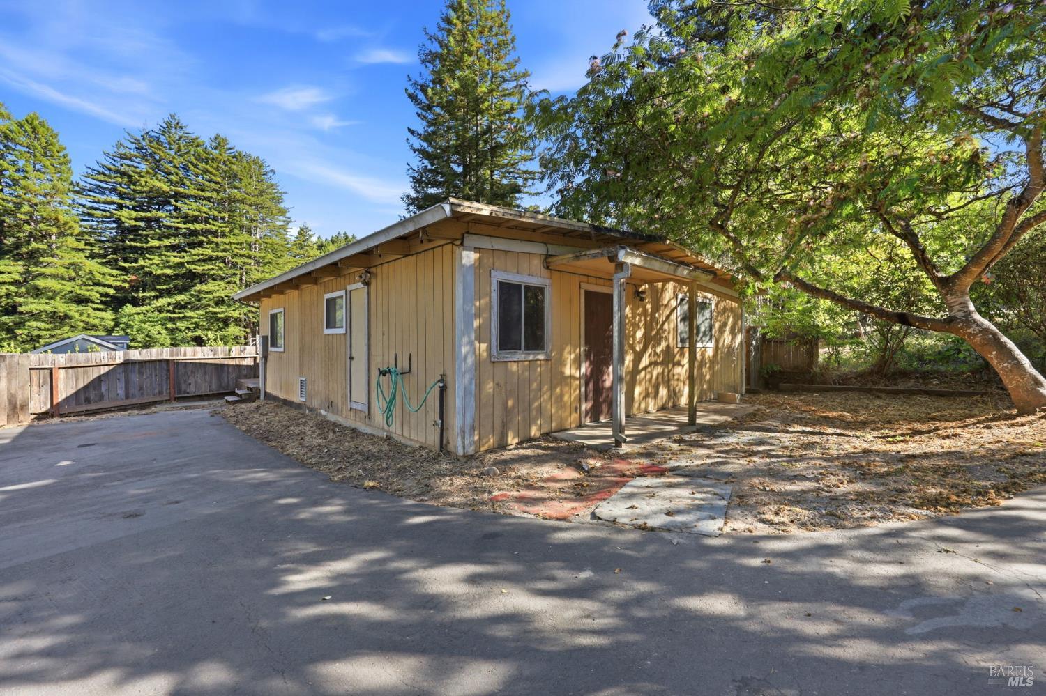 11395 Bodega Highway