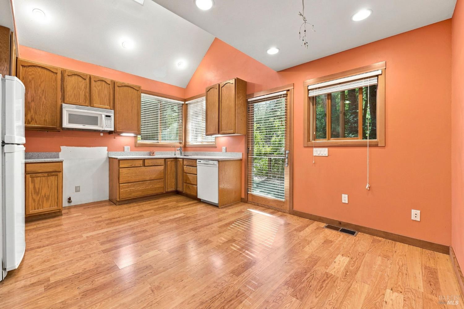 11395 Bodega Highway