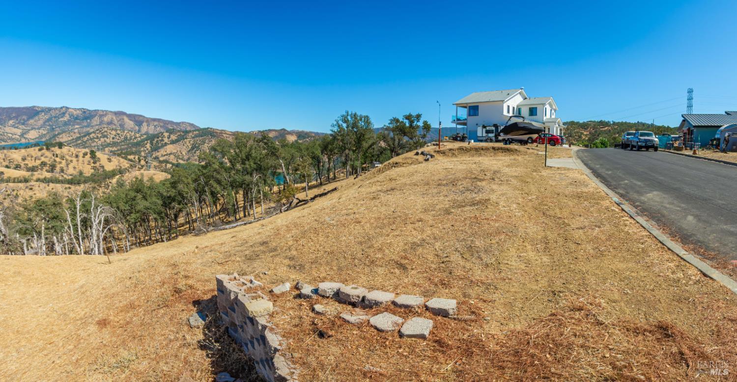 1044 Eastridge Drive